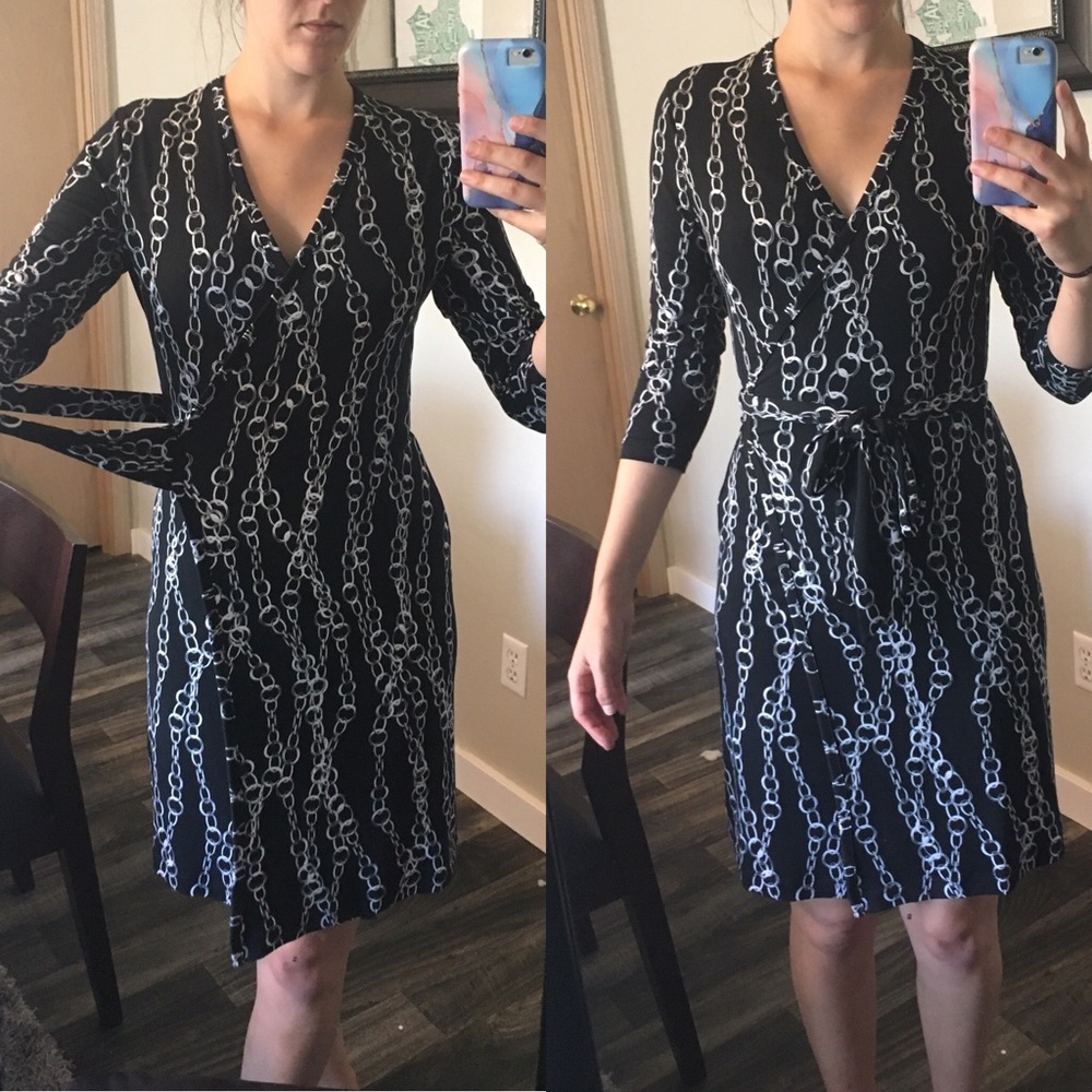 Banana Republic XS printed knit wrap dress